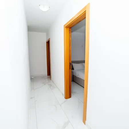 Peaceful Corner Penthouse 3 Bed With Views St. Paul's Bay