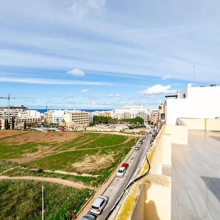 Apartment Peaceful Corner Penthouse 3 Bed With Views St. Paul's Bay
