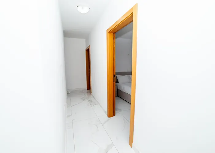 Peaceful Penthouse 3 Bed With Views - By Hostmt San Pawl il-Baħar