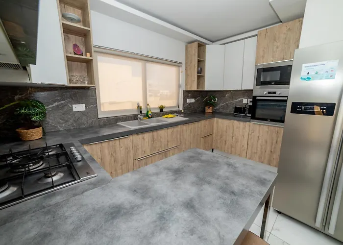 Peaceful Penthouse 3 Bed With Views - By Hostmt Apartman San Pawl il-Baħar